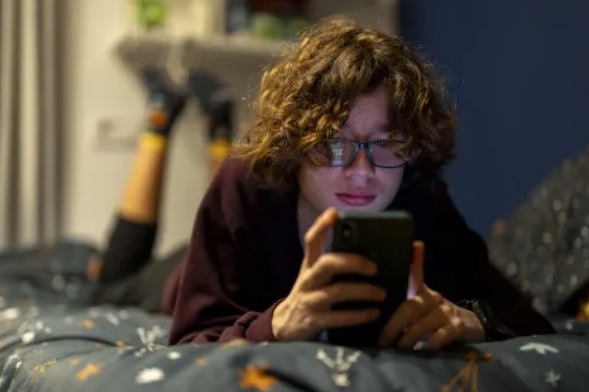 Australia Social Media Ban Teens Bypass Cybersecurity 2026